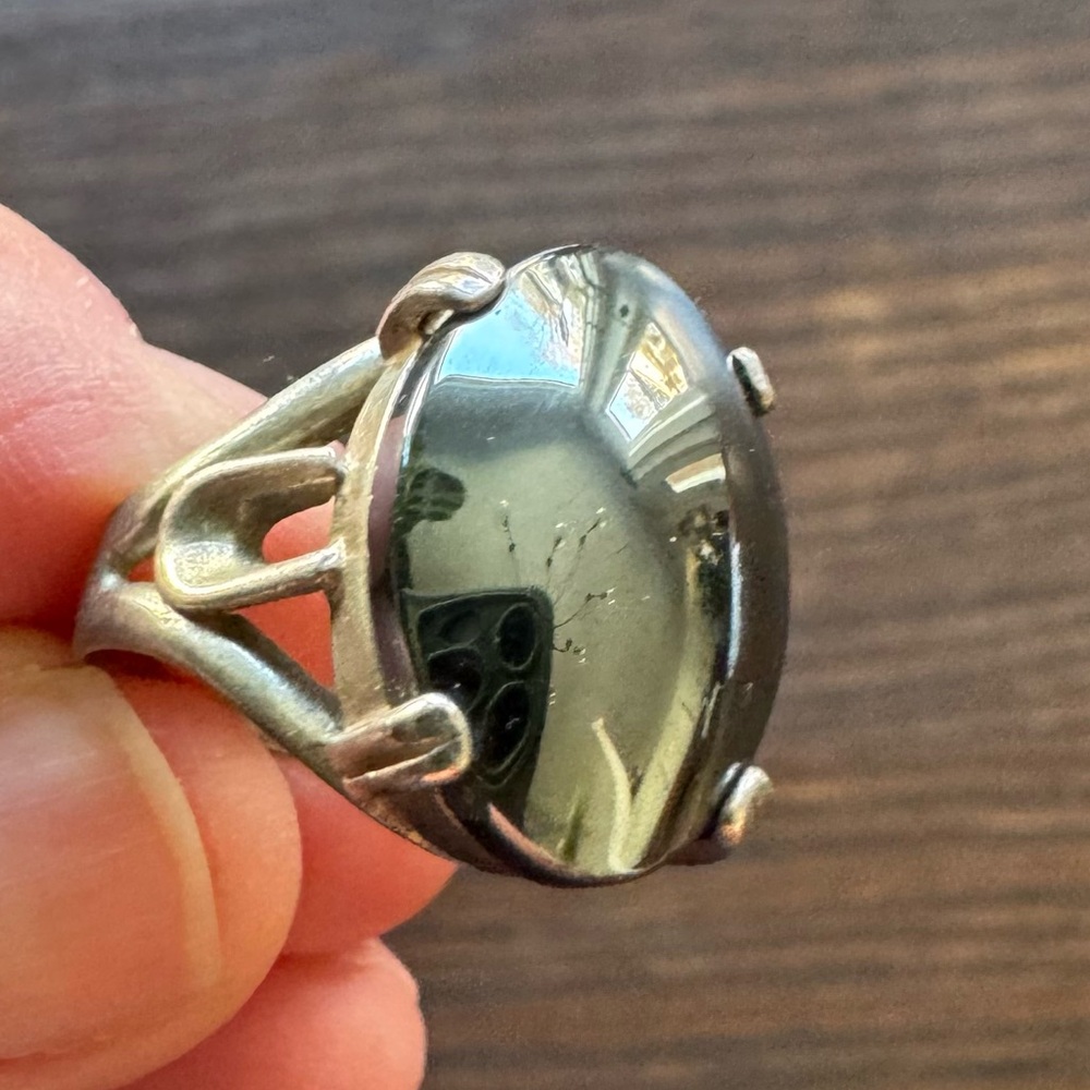 Silver w/Charcoal Black Stone Ring - sz 7